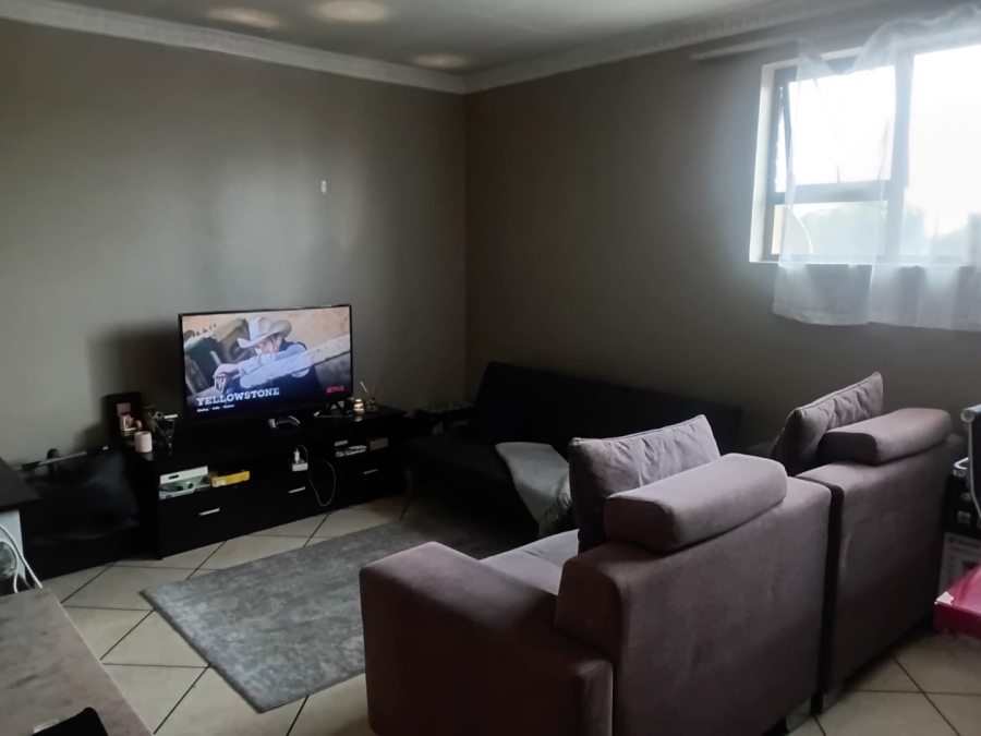 2 Bedroom Property for Sale in Edenvale Central Gauteng