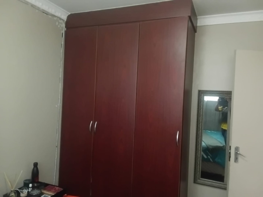 2 Bedroom Property for Sale in Edenvale Central Gauteng
