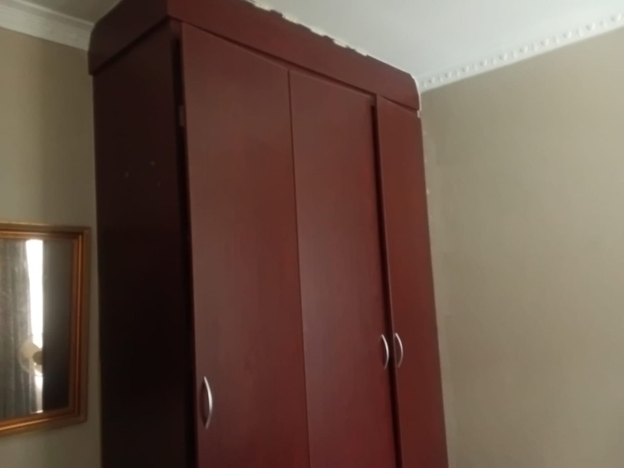 2 Bedroom Property for Sale in Edenvale Central Gauteng