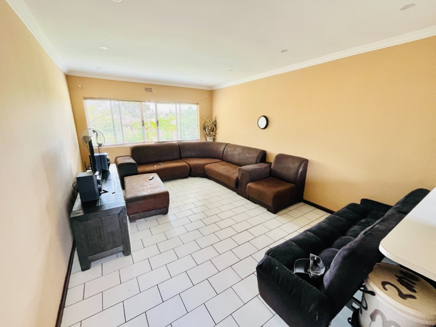 2 Bedroom Property for Sale in Buccleuch Gauteng