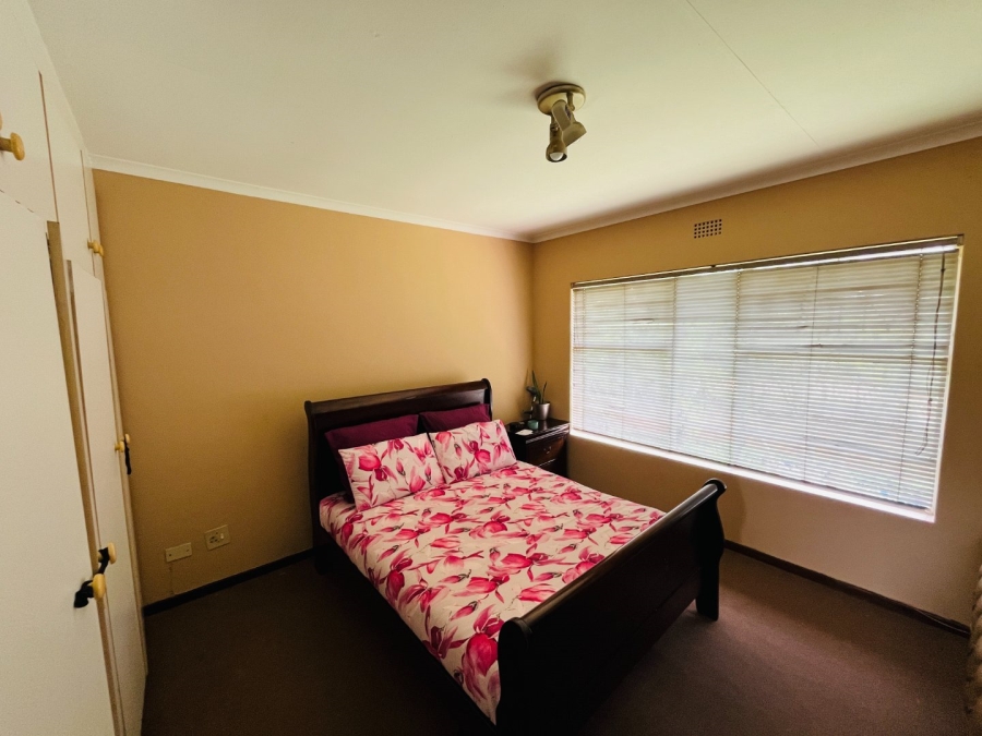 2 Bedroom Property for Sale in Buccleuch Gauteng