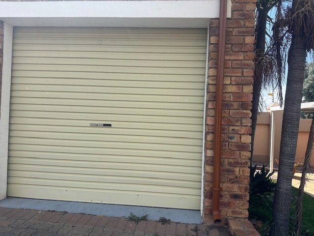 2 Bedroom Property for Sale in Honeydew Grove Gauteng