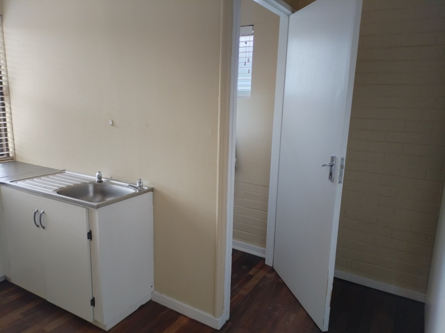 To Let commercial Property for Rent in Strubenvale Gauteng