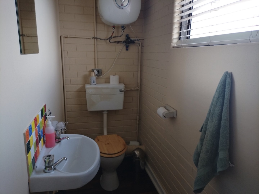 To Let commercial Property for Rent in Strubenvale Gauteng