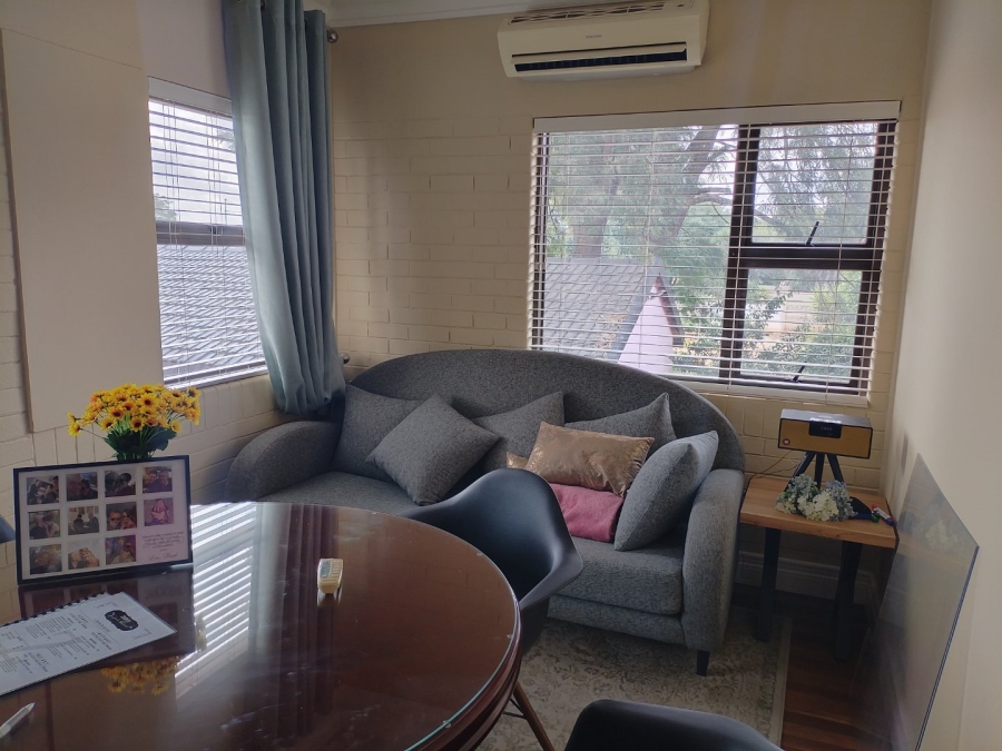 To Let commercial Property for Rent in Strubenvale Gauteng