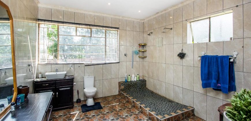 4 Bedroom Property for Sale in Meyerspark Gauteng
