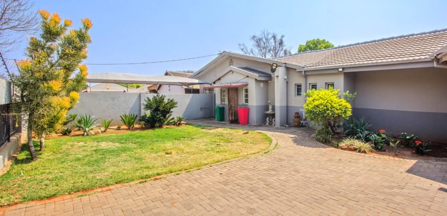 4 Bedroom Property for Sale in Meyerspark Gauteng