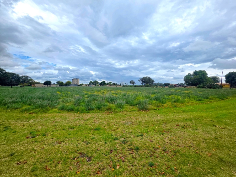 Commercial Property for Sale in Grootvaly Gauteng