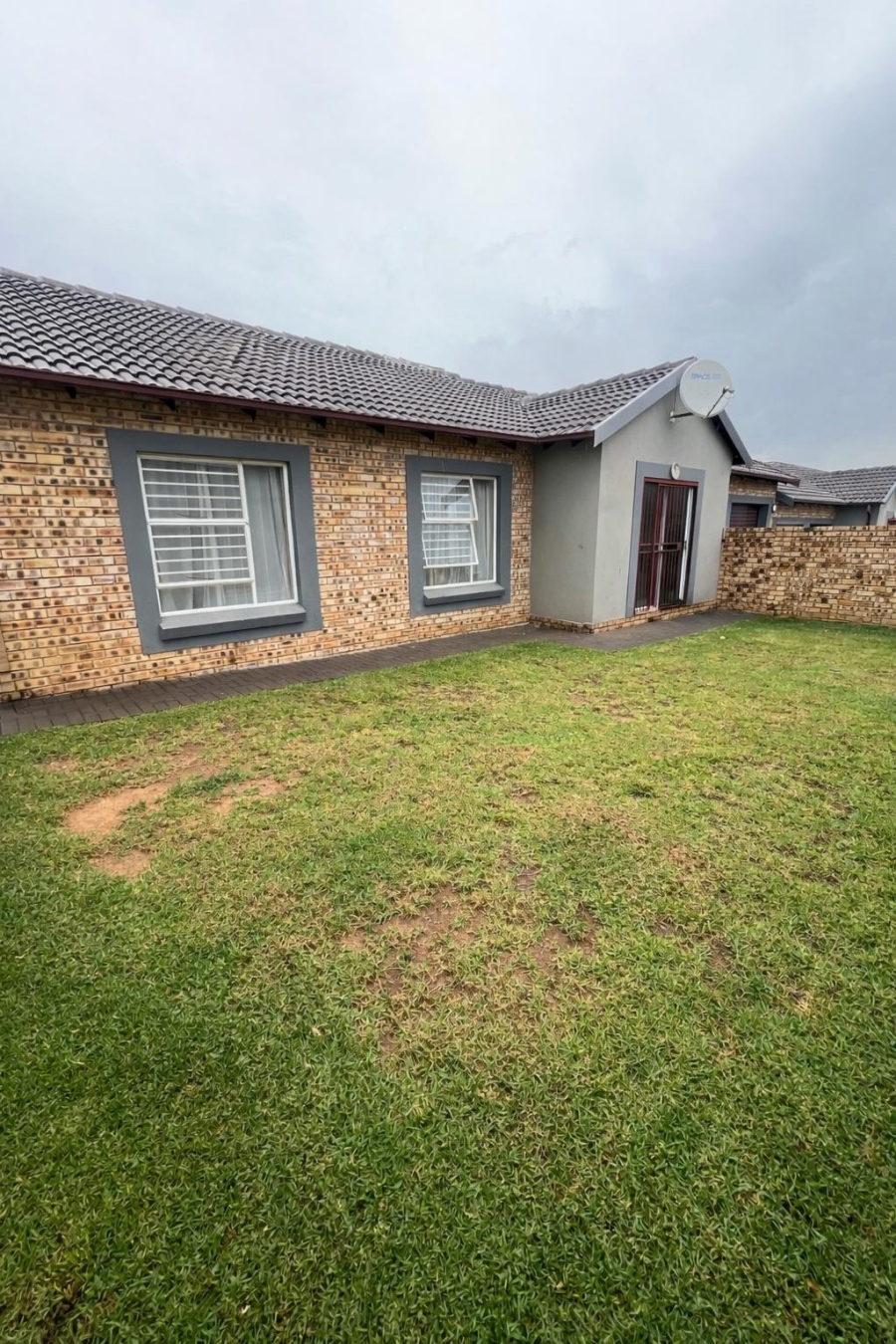 3 Bedroom Property for Sale in Wilgeheuwel Gauteng