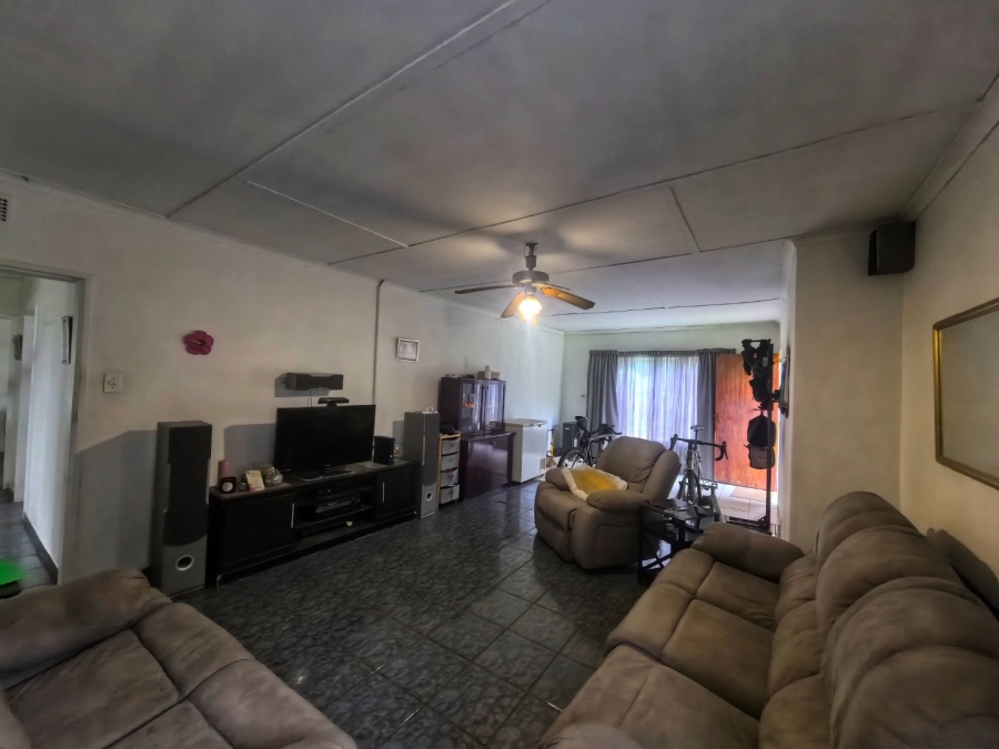 3 Bedroom Property for Sale in Impala Park Gauteng