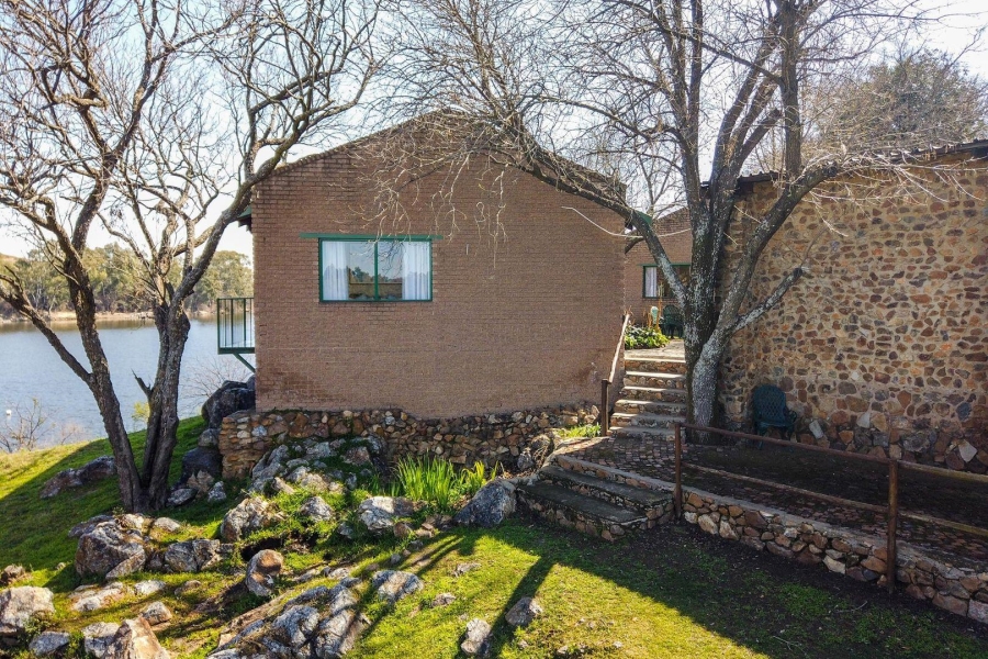 1 Bedroom Property for Sale in Vaaloewer Gauteng