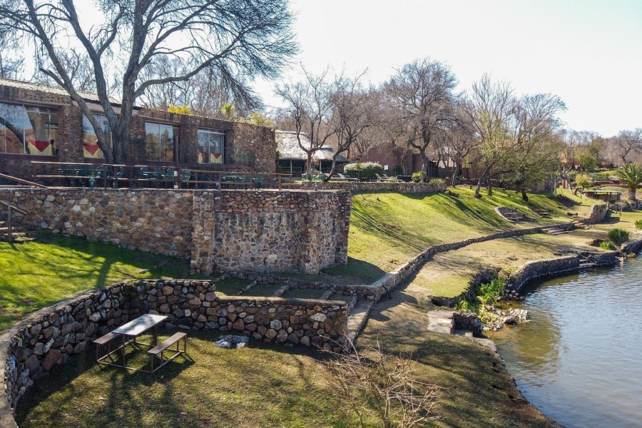 1 Bedroom Property for Sale in Vaaloewer Gauteng