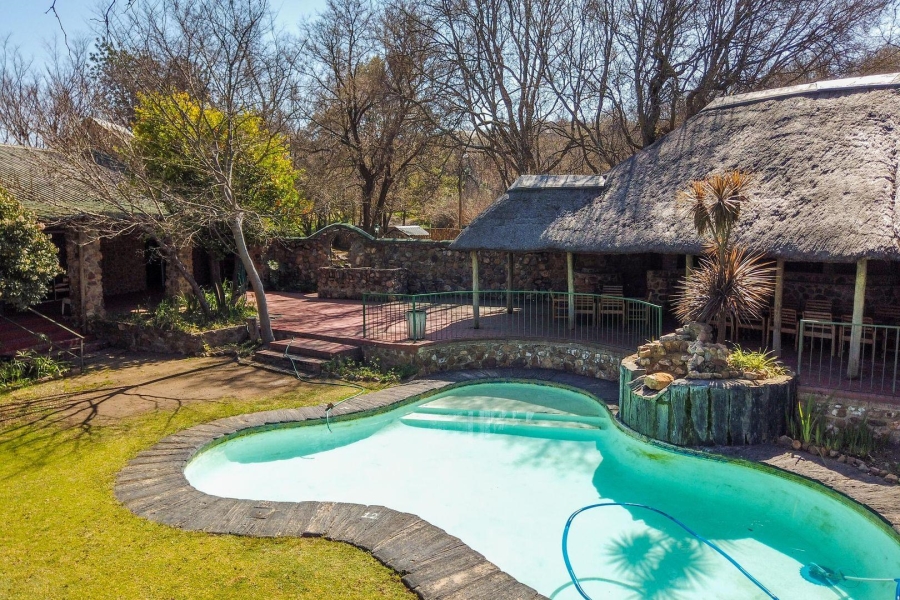 1 Bedroom Property for Sale in Vaaloewer Gauteng