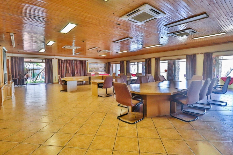 1 Bedroom Property for Sale in Vaaloewer Gauteng