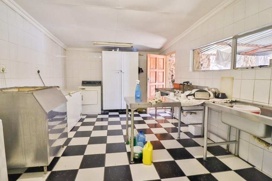 1 Bedroom Property for Sale in Vaaloewer Gauteng