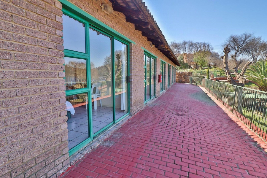 1 Bedroom Property for Sale in Vaaloewer Gauteng