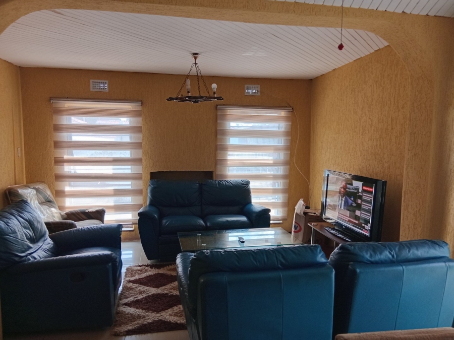 3 Bedroom Property for Sale in Tokoza Gauteng