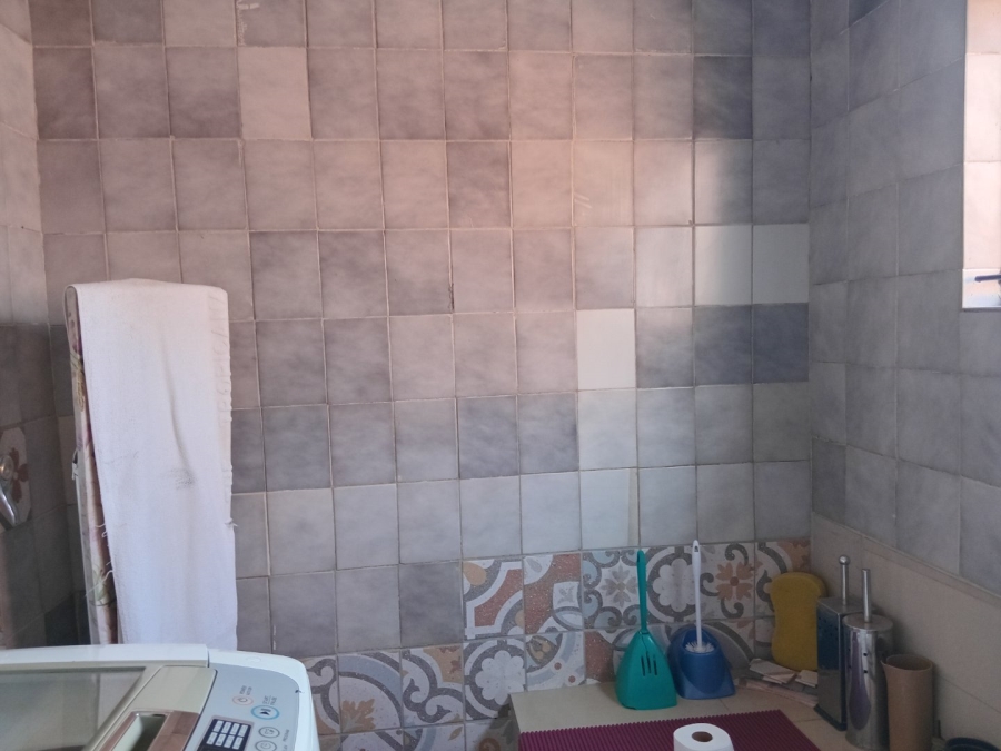 3 Bedroom Property for Sale in Tokoza Gauteng