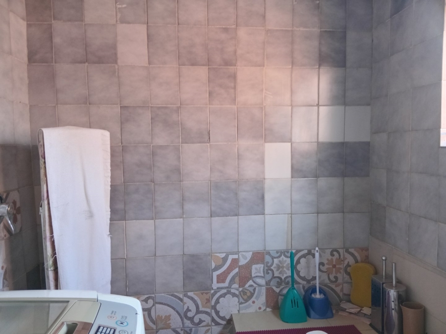 3 Bedroom Property for Sale in Tokoza Gauteng