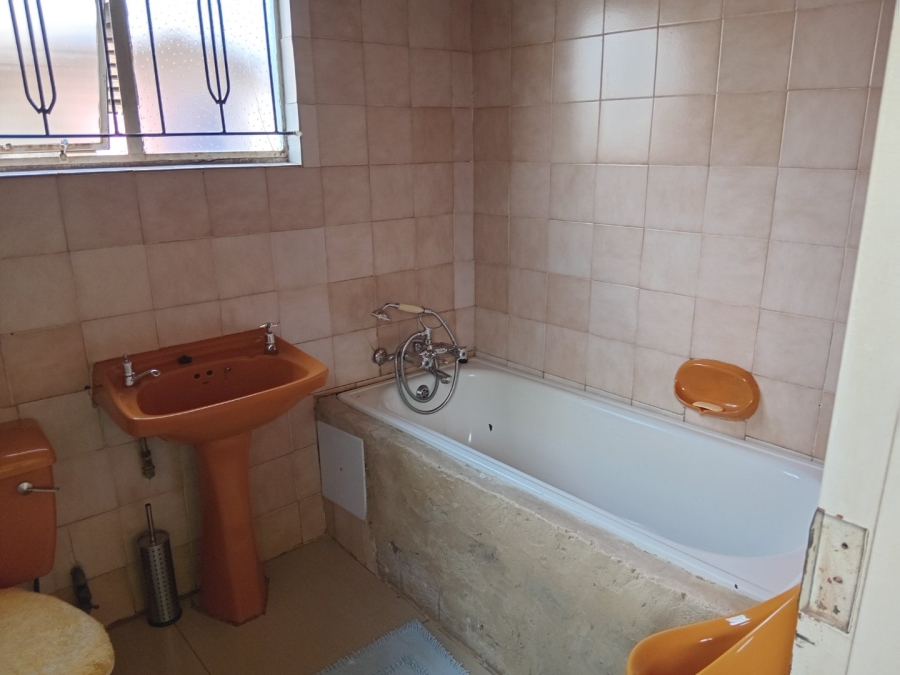 3 Bedroom Property for Sale in Tokoza Gauteng