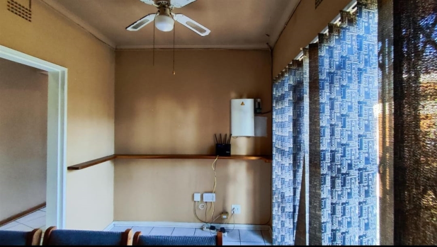 4 Bedroom Property for Sale in Three Rivers East Gauteng