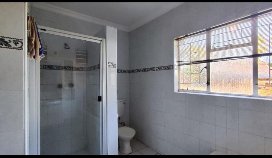 4 Bedroom Property for Sale in Three Rivers East Gauteng