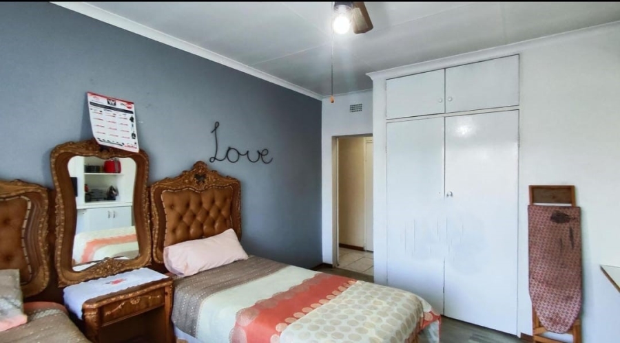 4 Bedroom Property for Sale in Three Rivers East Gauteng