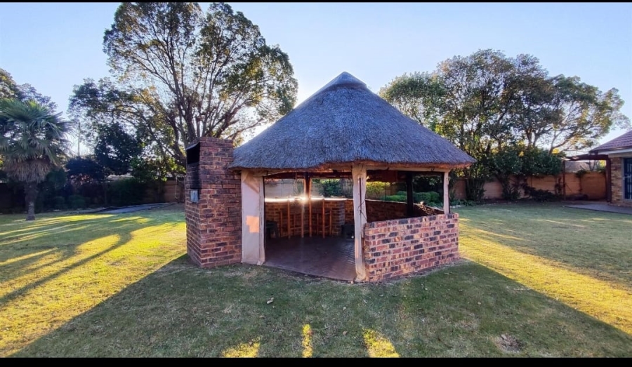 4 Bedroom Property for Sale in Three Rivers East Gauteng