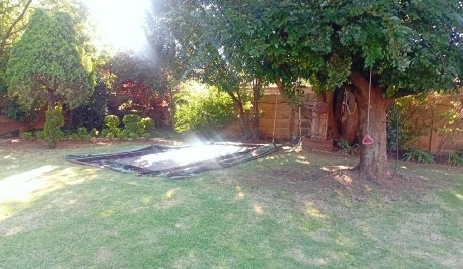 4 Bedroom Property for Sale in Three Rivers East Gauteng