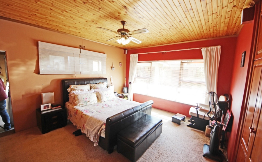 To Let 6 Bedroom Property for Rent in Edenvale Central Gauteng