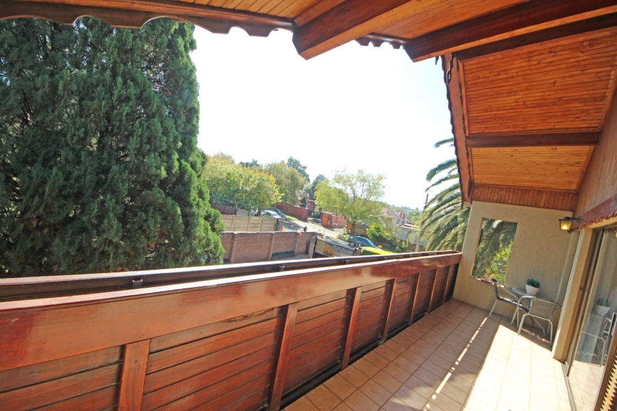 To Let 6 Bedroom Property for Rent in Edenvale Central Gauteng