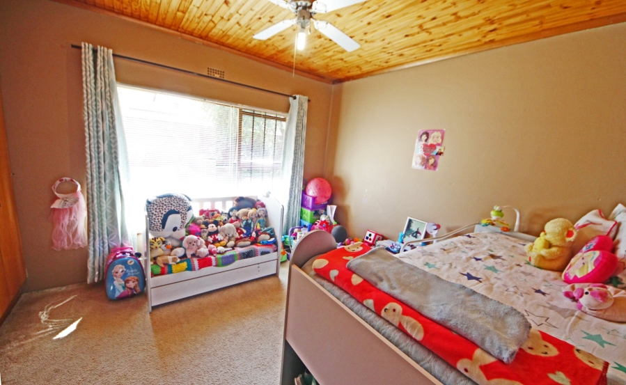 To Let 6 Bedroom Property for Rent in Edenvale Central Gauteng