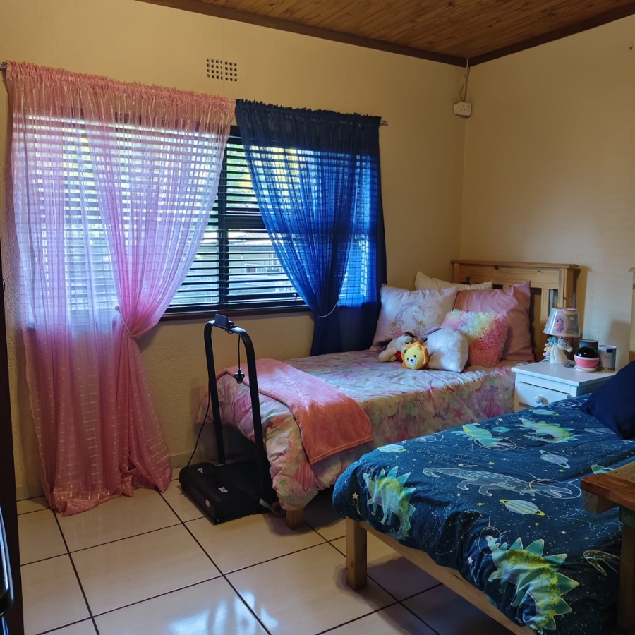 6 Bedroom Property for Sale in Edenvale Central Gauteng