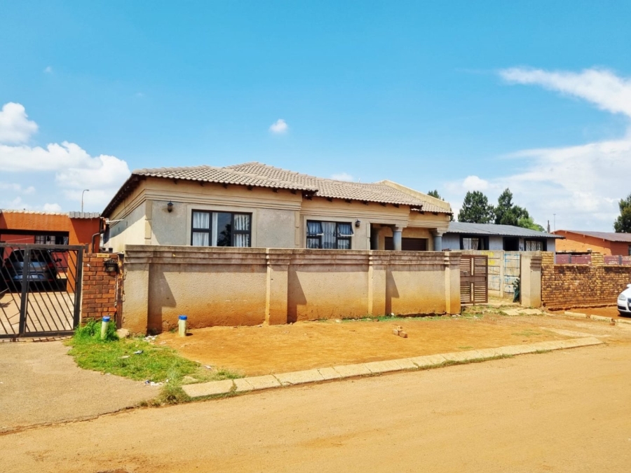 3 Bedroom Property for Sale in Eden Park Gauteng
