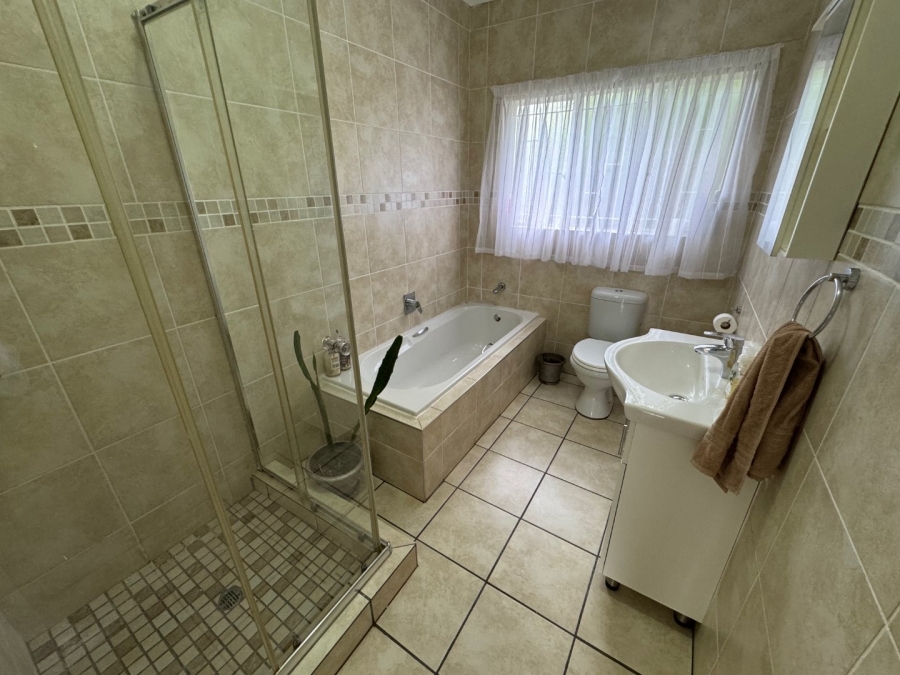 3 Bedroom Property for Sale in Birchleigh Gauteng