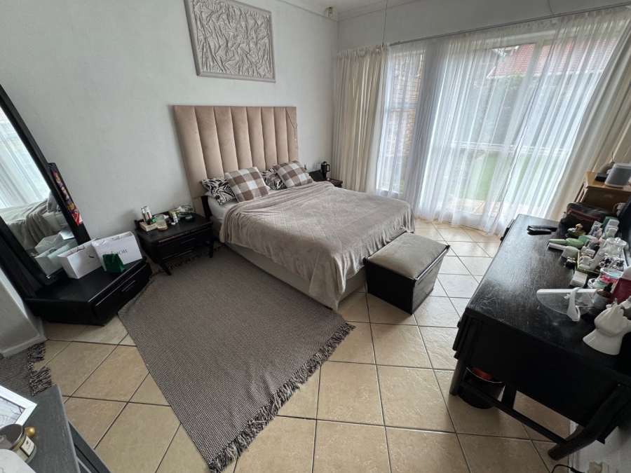 3 Bedroom Property for Sale in Birchleigh Gauteng