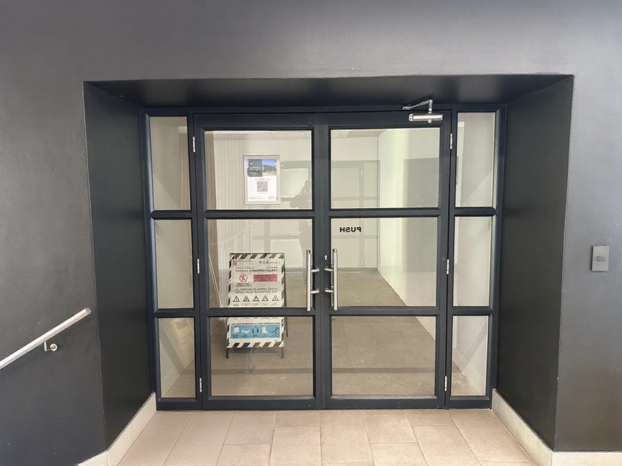 To Let commercial Property for Rent in Strubensvallei Gauteng