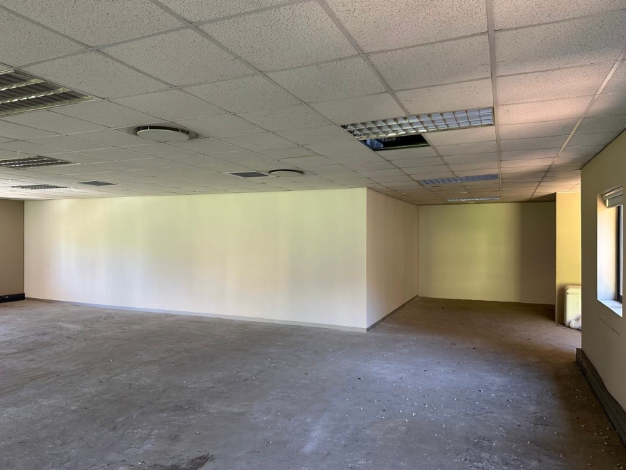 To Let commercial Property for Rent in Strubensvallei Gauteng