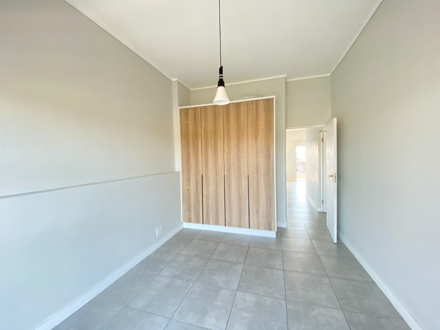 To Let 2 Bedroom Property for Rent in Waterfall Gauteng