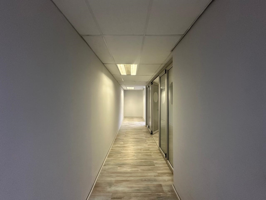 To Let commercial Property for Rent in Strubensvallei Gauteng