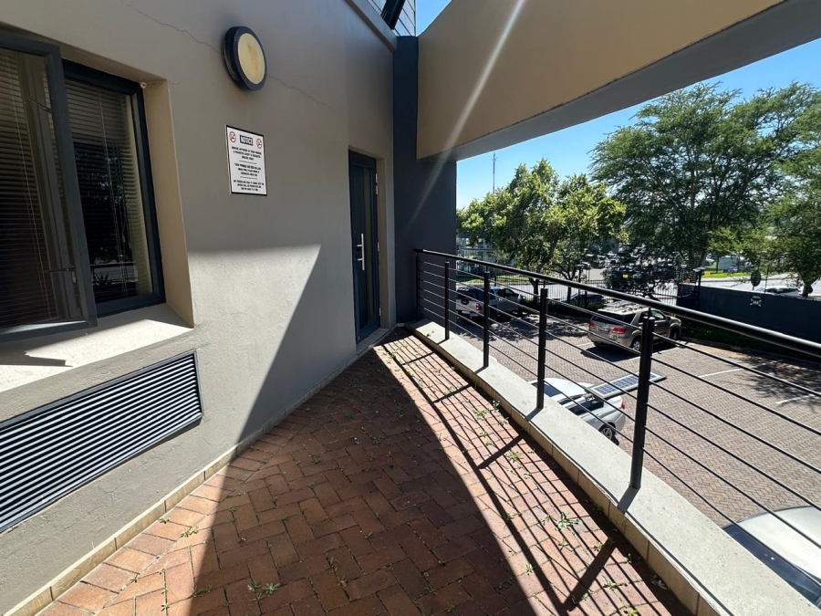 To Let commercial Property for Rent in Strubensvallei Gauteng