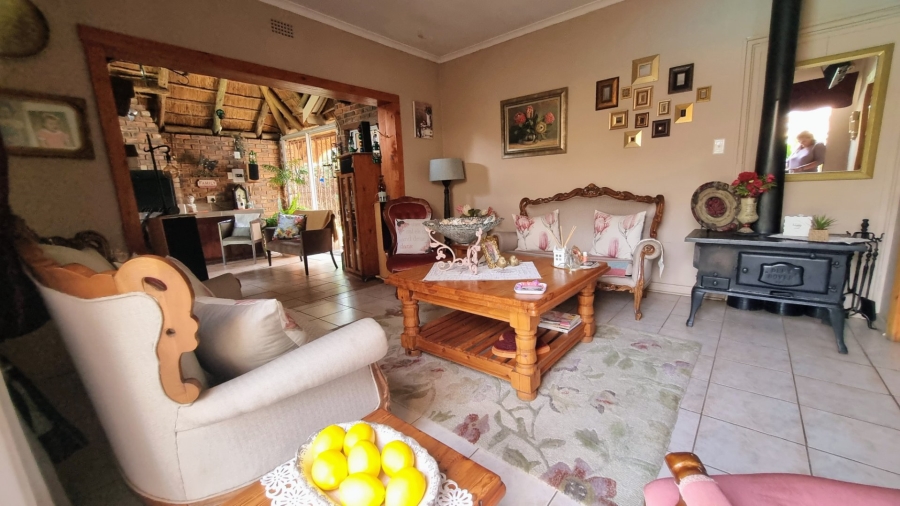 4 Bedroom Property for Sale in Falcon Ridge Gauteng