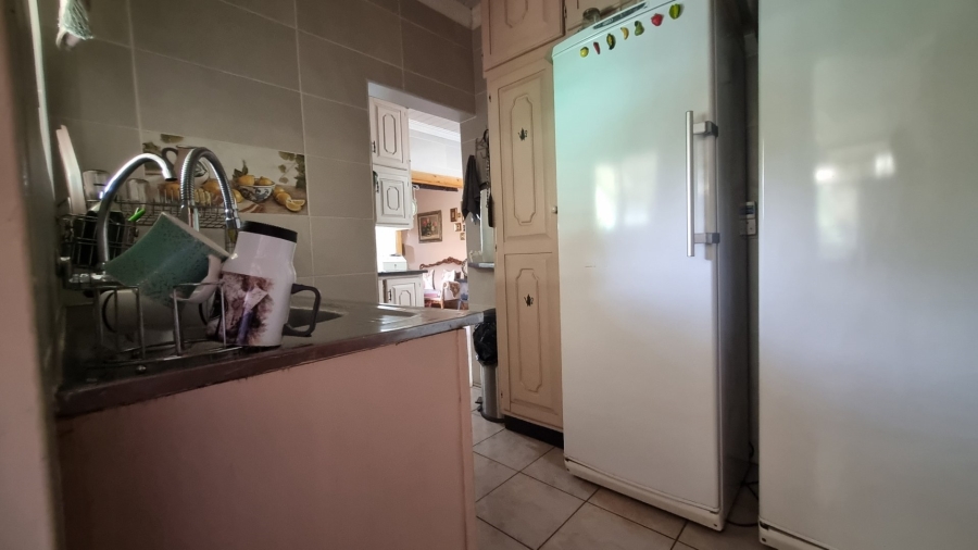 4 Bedroom Property for Sale in Falcon Ridge Gauteng