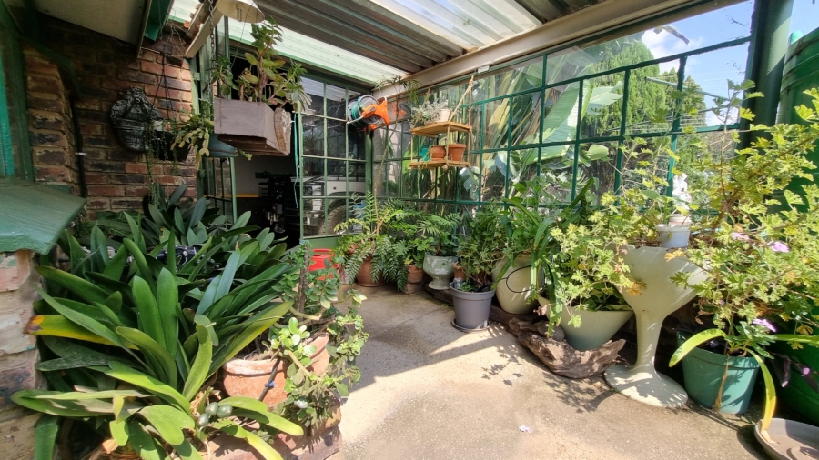 4 Bedroom Property for Sale in Falcon Ridge Gauteng