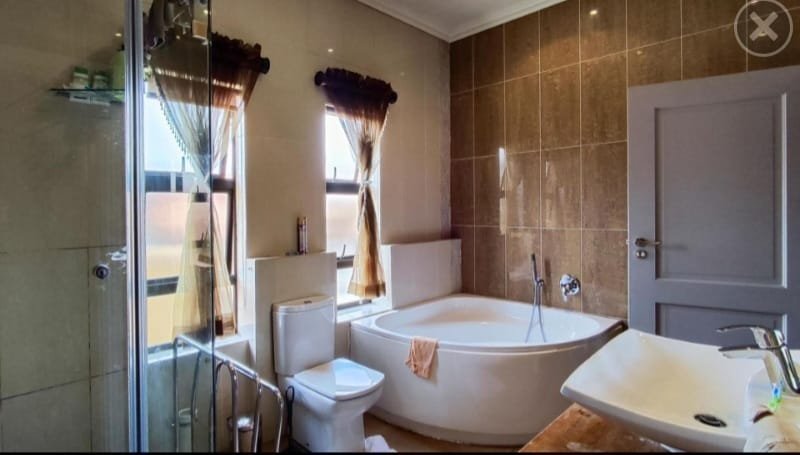 4 Bedroom Property for Sale in Sunward Park Gauteng