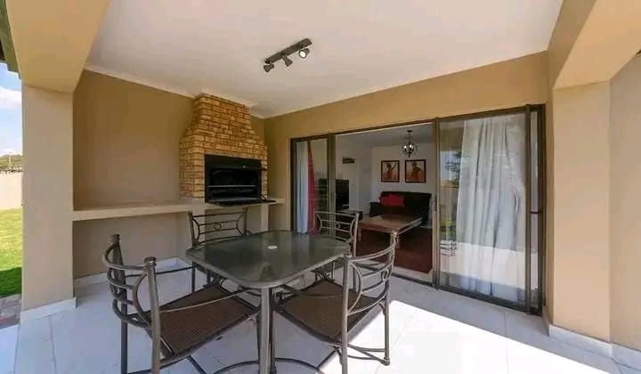 3 Bedroom Property for Sale in Heatherview Gauteng