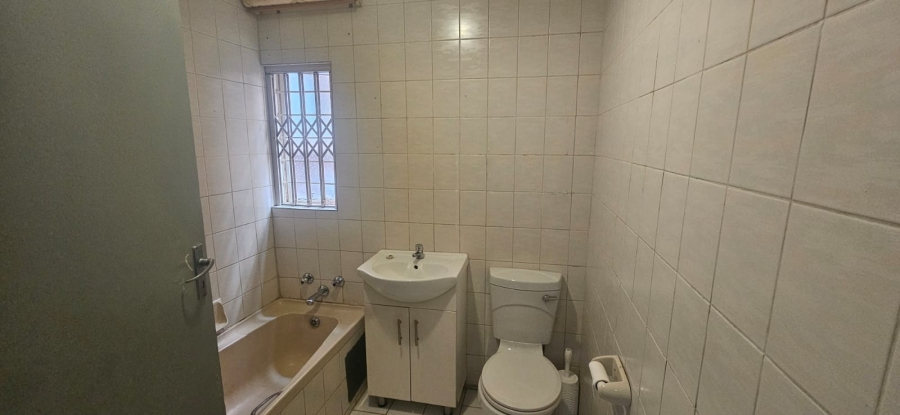 4 Bedroom Property for Sale in Constantia Park Gauteng