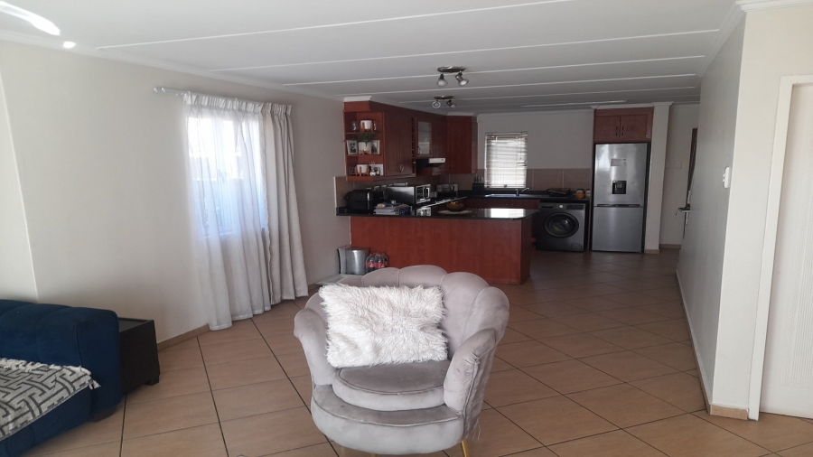 2 Bedroom Property for Sale in Riverspray Lifestyle Estate Gauteng
