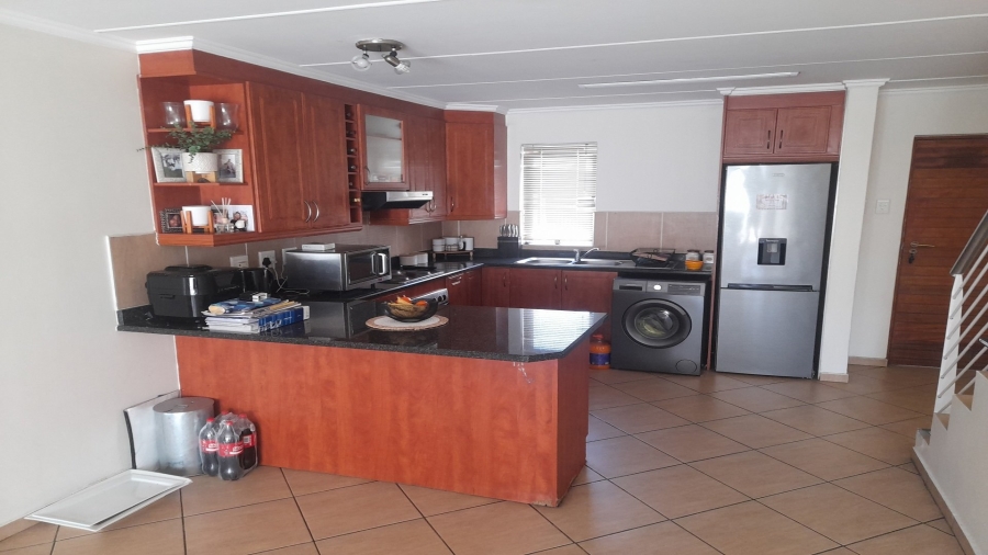 2 Bedroom Property for Sale in Riverspray Lifestyle Estate Gauteng