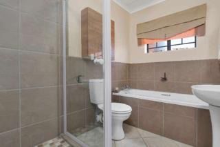 2 Bedroom Property for Sale in Sagewood Gauteng